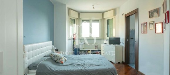 Apartamento de 4 divisões em Segrate, Italy N.º 2569 31