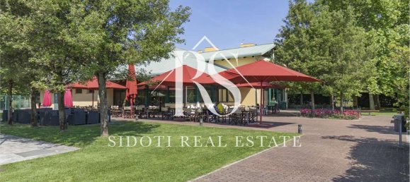 Apartamento de 4 divisões em Segrate, Italy N.º 2569 14