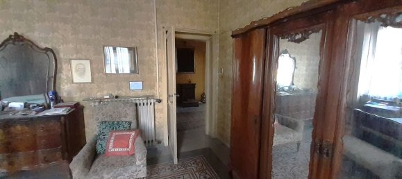 8 rooms Apartment in Foligno, Italy No. 1859 25