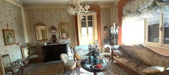 8 rooms Apartment in Foligno, Italy No. 1859 50