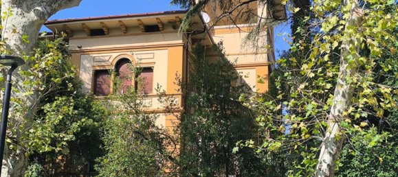 8 rooms Apartment in Foligno, Italy No. 1859 23