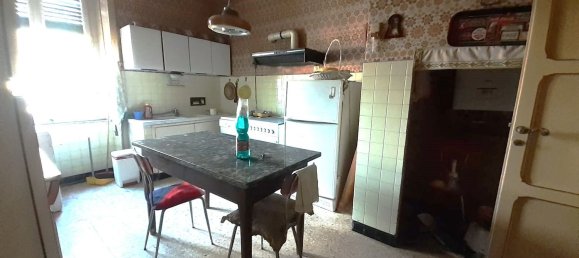 8 rooms Apartment in Foligno, Italy No. 1859 40