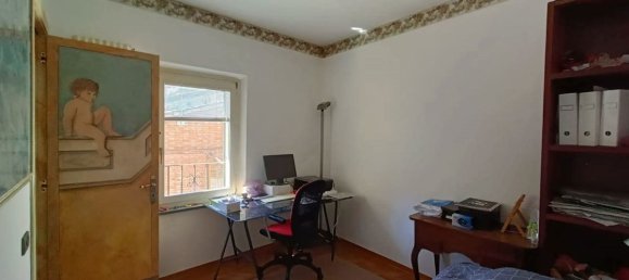 5 rooms Apartment in Siena, Italy No. 100002 2