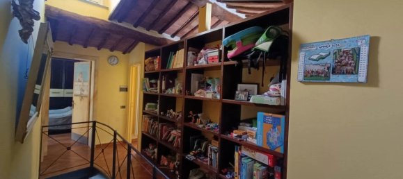 5 rooms Apartment in Siena, Italy No. 100002 23