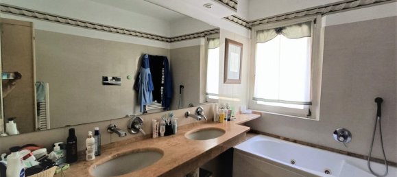 5 rooms Apartment in Siena, Italy No. 100002 42