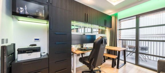 Studio in London, United Kingdom No. 5650 12