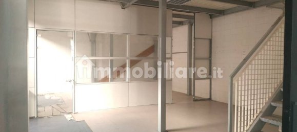 Imóvel comercial de 5 divisões em Udine, Italy N.º 336709 5