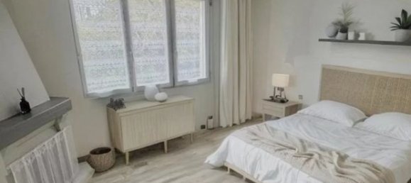 2 bedrooms House in Chalons-en-Champagne, France No. 226890 3