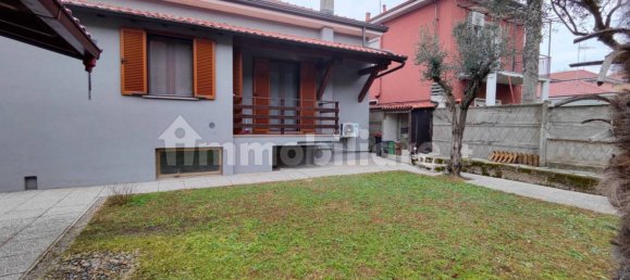 2 Schlafzimmer Villa in Cerro Maggiore, Italy, Nr. 157258 30