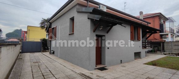 2 Schlafzimmer Villa in Cerro Maggiore, Italy, Nr. 157258 34