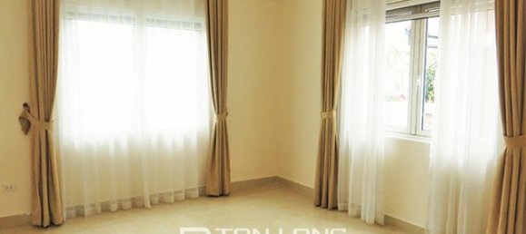 4 bedrooms Villa in Long Bien, Vietnam No. 3318 8