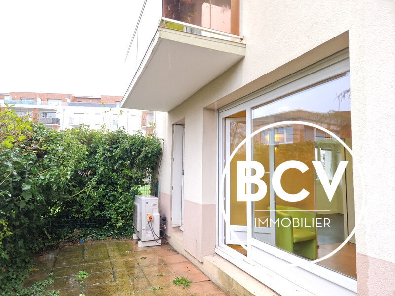 1 bedroom Apartment in Chartres, France No. 70596