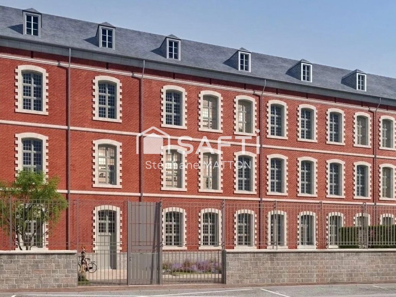 Studio in Douai, France No. 212477