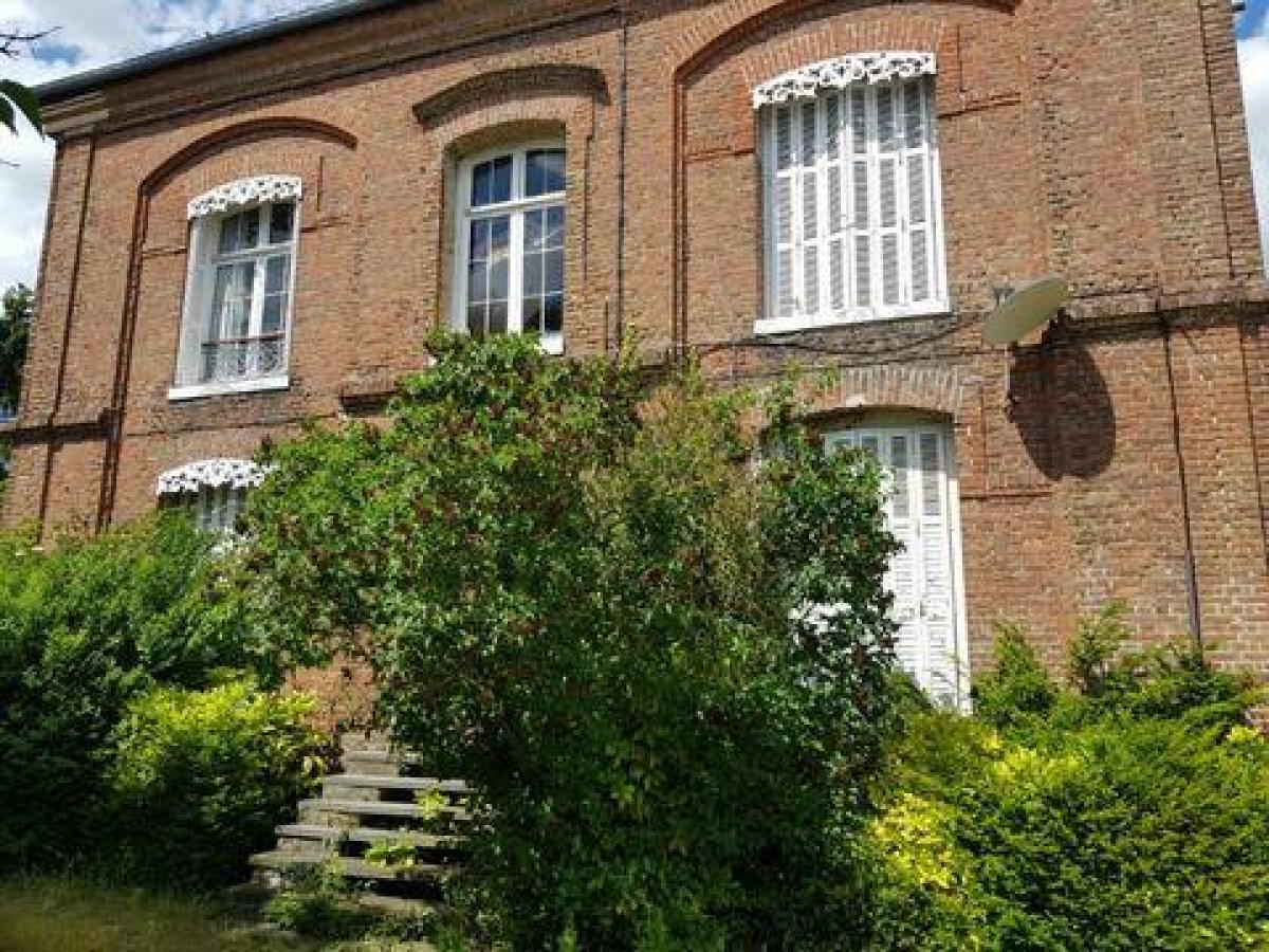 Casa de 4 dormitorios en Abbeville, France No. 8893