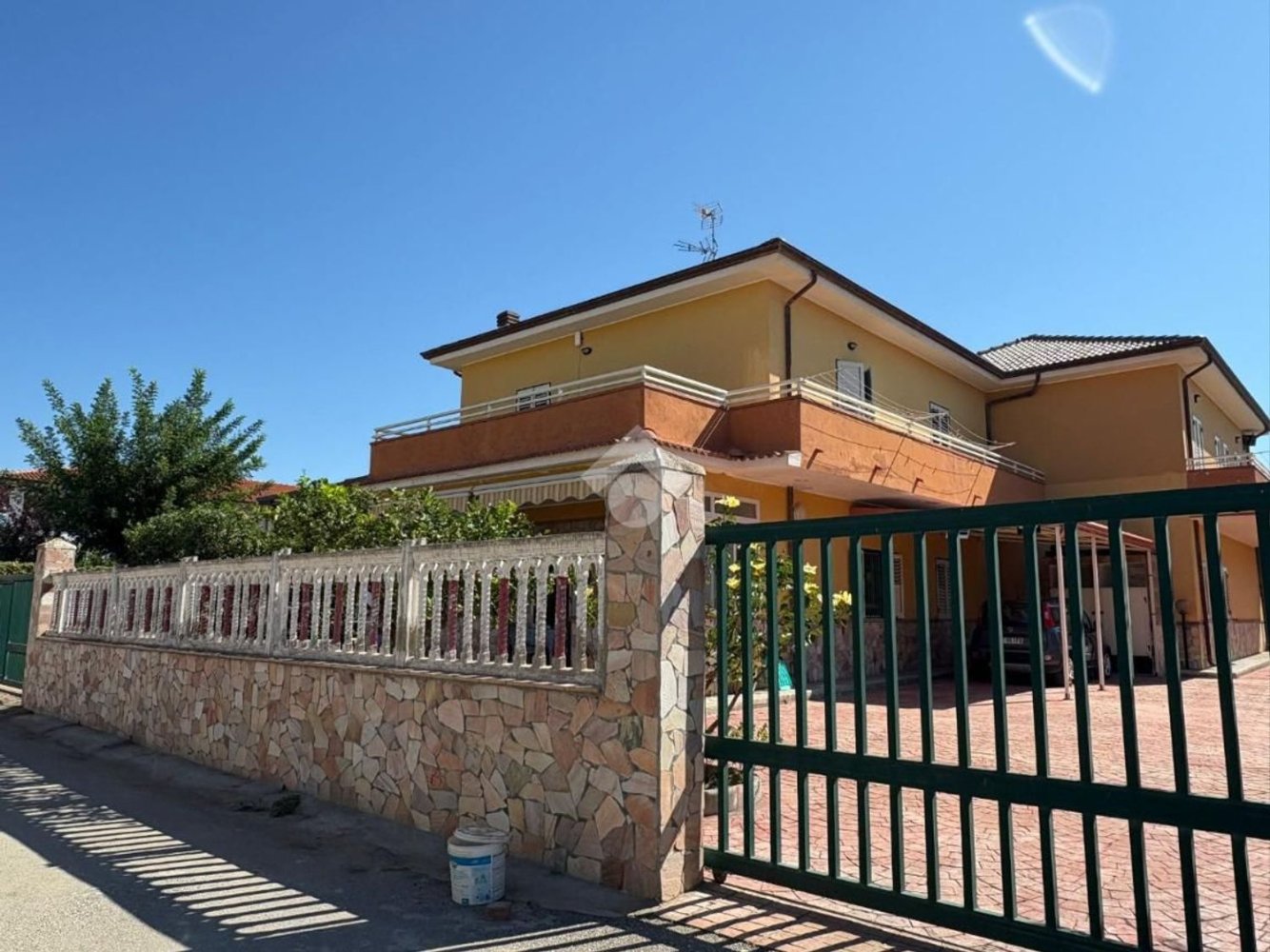 8غرفة منزل في Cutro, Italy رقم 304338