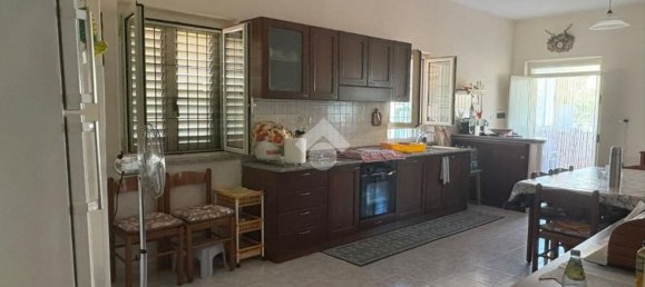 8غرفة منزل في Cutro, Italy رقم 304338 11