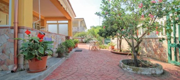 8غرفة منزل في Cutro, Italy رقم 304338 3