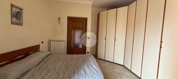 3 bedrooms Apartment in Naples, Italy No. 167559 18