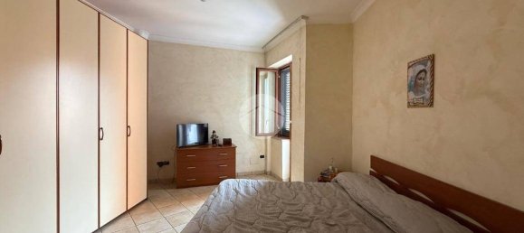3 bedrooms Apartment in Naples, Italy No. 167559 17