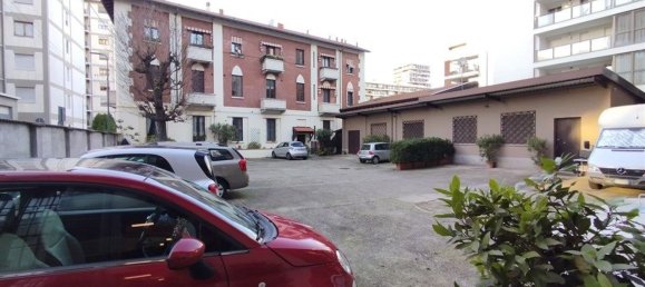 Gewerbliche Immobilie in Milan, Italy 75m², Nr. 244221 27