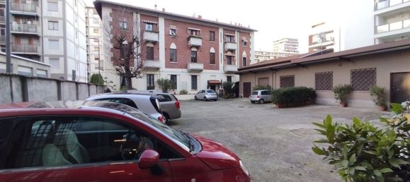Gewerbliche Immobilie in Milan, Italy 75m², Nr. 244221 26