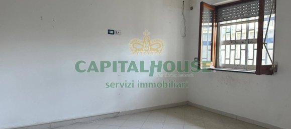 3 rooms Apartment in Casoria, Italy No. 23628 4