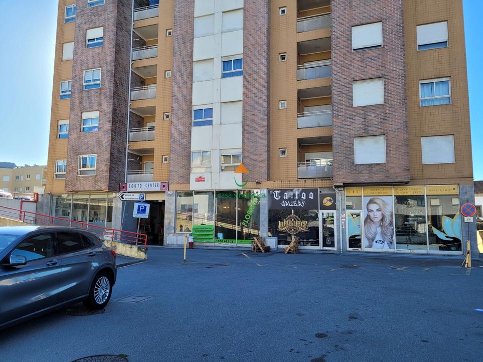 Коммерческая недвижимость 128м² в Гондомар, Португалия № 215760