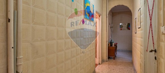 4 bedrooms Apartment in Rome, Italy No. 310970 20
