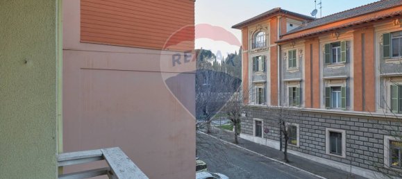 4 bedrooms Apartment in Rome, Italy No. 310970 25