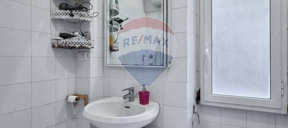 4 bedrooms Apartment in Rome, Italy No. 310970 22