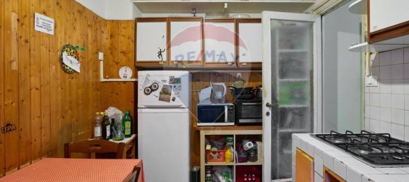 4 bedrooms Apartment in Rome, Italy No. 310970 19