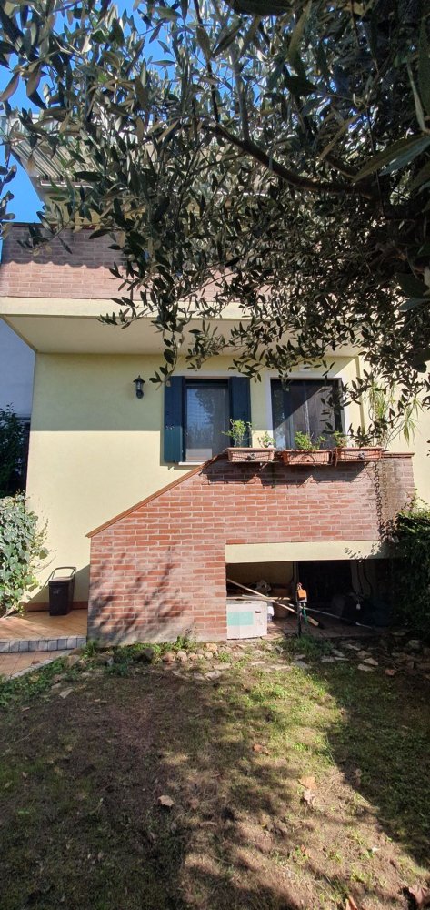 5 bedrooms House in Marcon, Italy No. 360035