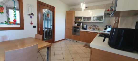 5 bedrooms House in Marcon, Italy No. 360035 7