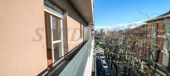 3 bedrooms Apartment in Seveso, Italy No. 364325 10