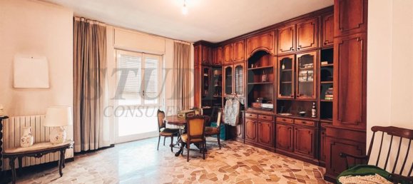 3 bedrooms Apartment in Seveso, Italy No. 364325 3