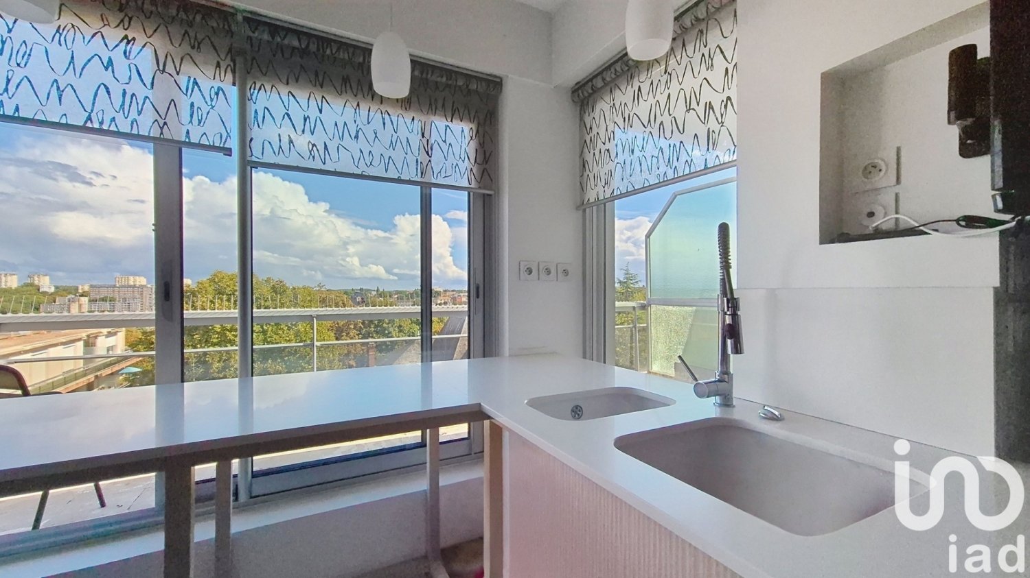 2 bedrooms Apartment in Melun, France No. 348027