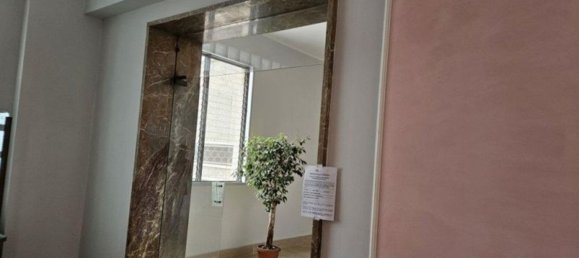 3 rooms Apartment in Rome, Italy No. 30752 6
