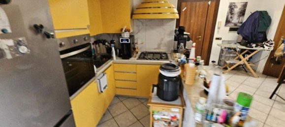 3 rooms Apartment in Rome, Italy No. 30752 12