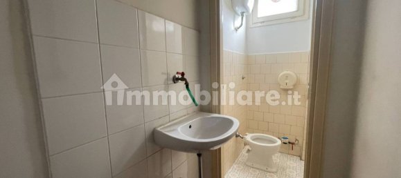 1 room Commercial property in Rome, Italy No. 205894 3