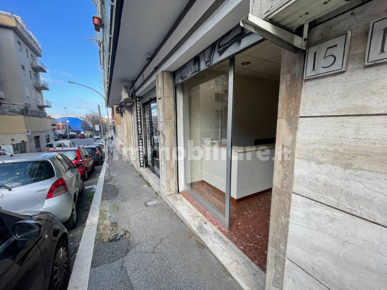 1 room Commercial property in Rome, Italy No. 205894