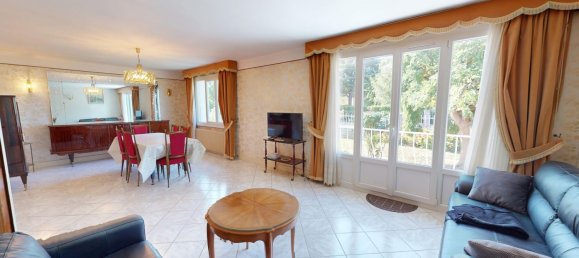 3 bedrooms House in Saint-Pierre-les-Nemours, France No. 296384 6