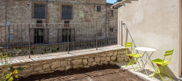 2 bedrooms Apartment in Gubbio, Italy No. 267276 4