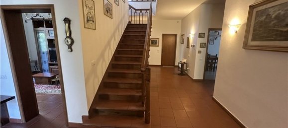 10 rooms Villa in Empoli, Italy No. 64518 9