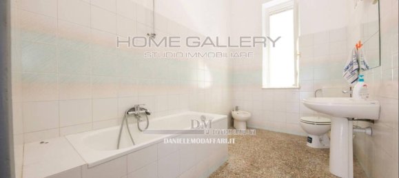 6 rooms Apartment in Genoa, Italy No. 143529 23