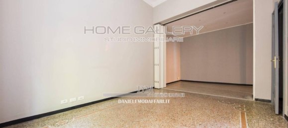 6 rooms Apartment in Genoa, Italy No. 143529 16
