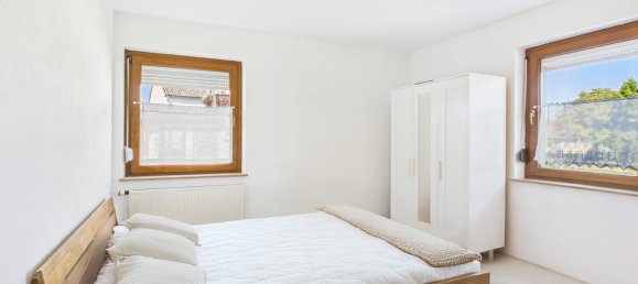 7 rooms Townhouse in Kitzingen, Germany No. 318318 4