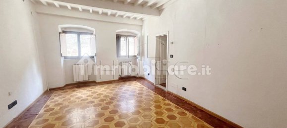 1 bedroom Apartment in Arezzo, Italy No. 267093 2