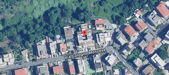 6 bedrooms Apartment in Rome, Italy No. 11099 2