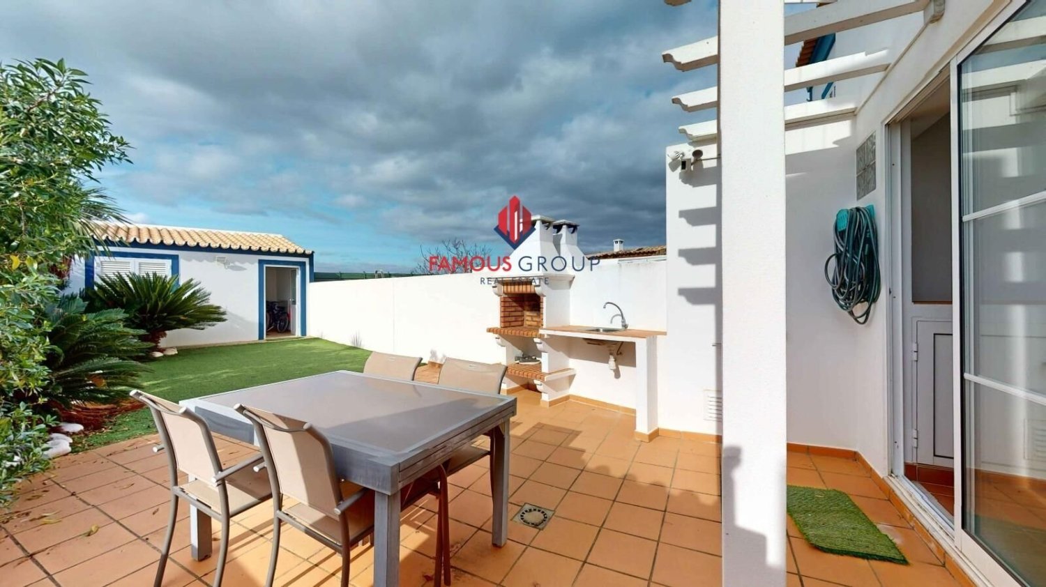 4 bedrooms Villa in Ferragudo, Portugal No. 120003