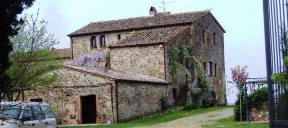 Studio in Cinigiano, Italy No. 1432 12